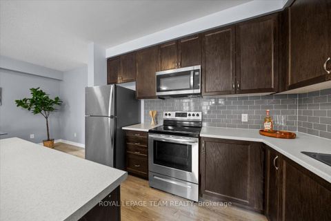 Photo 11 at 915 Nautilus Private, Emerald Meadows/Trailwest, Kanata