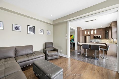 Photo 15 at 211 Asper Trail Circle, Emerald Meadows/Trailwest, Kanata