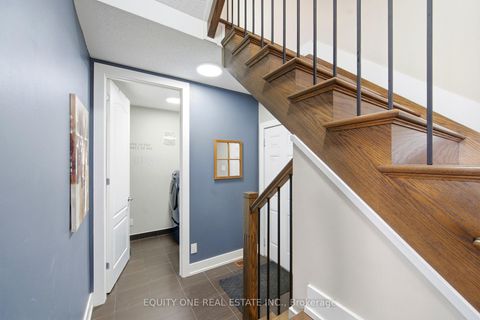 Photo 17 at 211 Asper Trail Circle, Emerald Meadows/Trailwest, Kanata