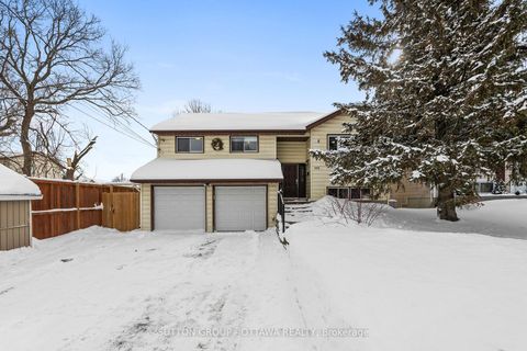 Photo 1 at 100 Arthur Street, Carleton Place