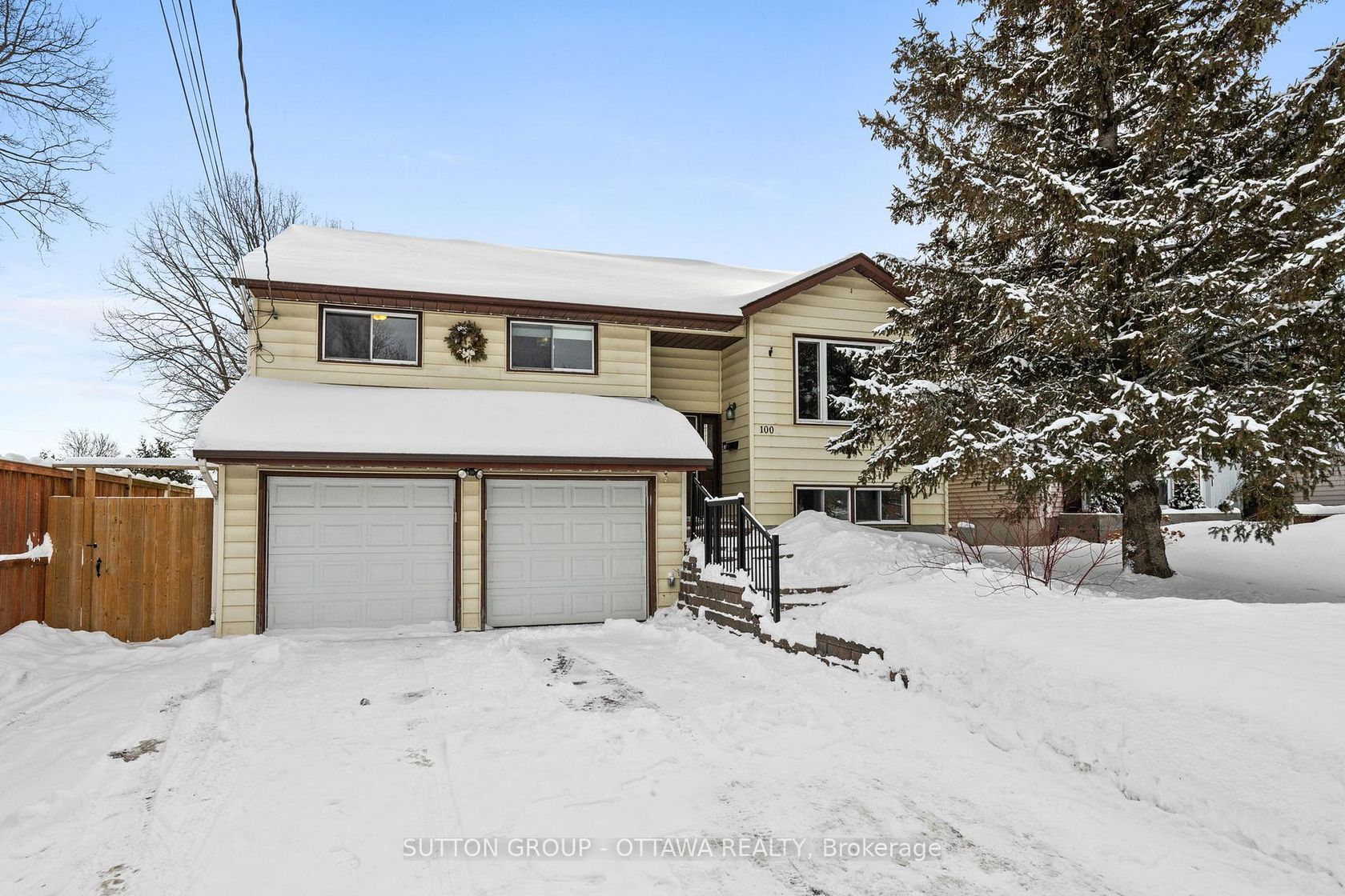 100 Arthur Street, Carleton Place 2