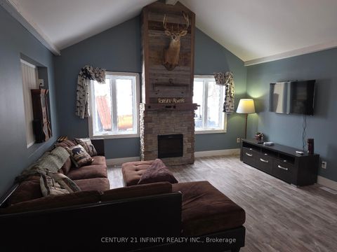 Photo 18 at 11 Campbell Street, Rideau Lakes (Bastard) Twp, Rideau Lakes