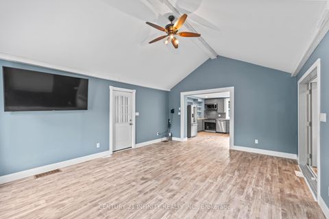 Photo 19 at 11 Campbell Street, Rideau Lakes (Bastard) Twp, Rideau Lakes