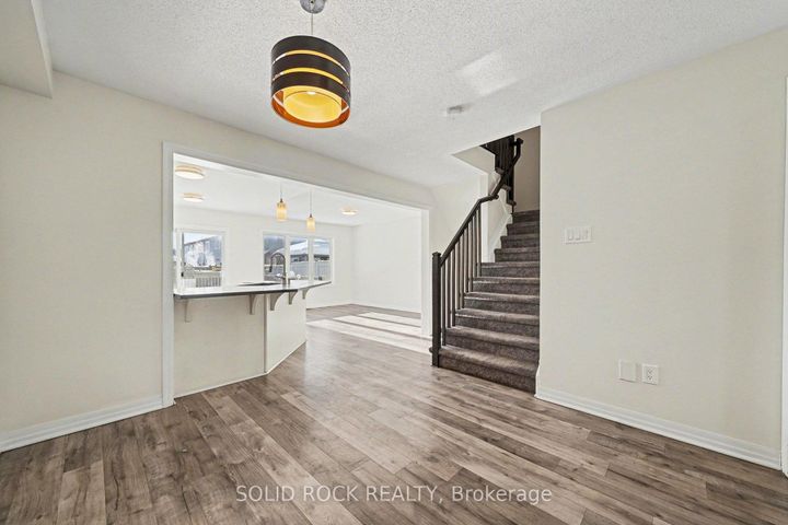 Photo 5 at 407 White Arctic Avenue, Nepean (Half Moon Bay), Ottawa