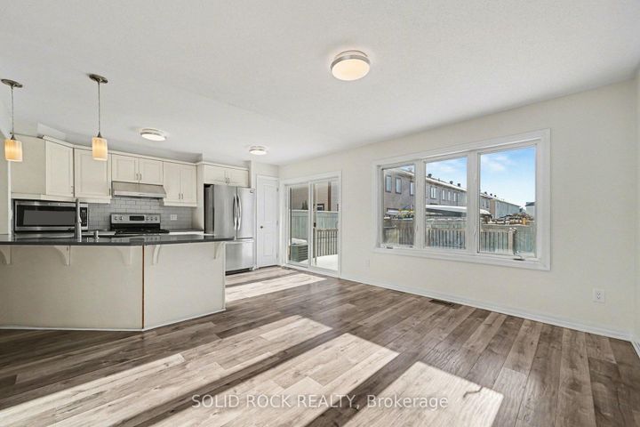 Photo 8 at 407 White Arctic Avenue, Nepean (Half Moon Bay), Ottawa