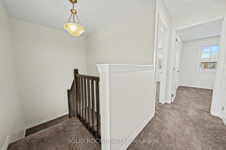 Photo 15 at 407 White Arctic Avenue, Nepean (Half Moon Bay), Ottawa
