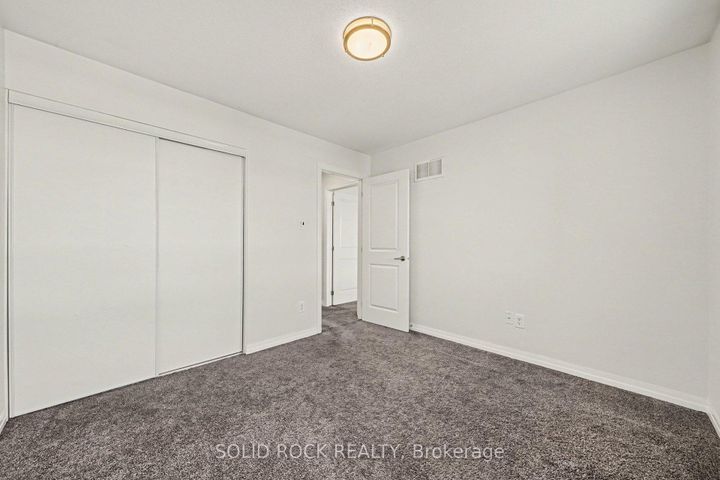 Photo 22 at 407 White Arctic Avenue, Nepean (Half Moon Bay), Ottawa