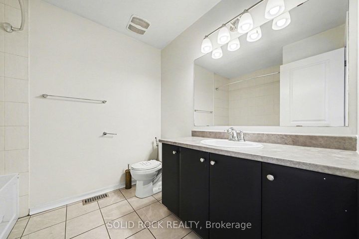 Photo 23 at 407 White Arctic Avenue, Nepean (Half Moon Bay), Ottawa