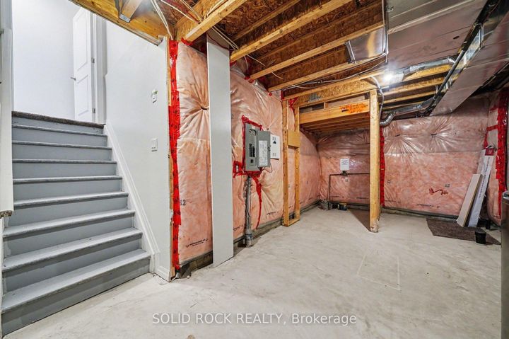 Photo 28 at 407 White Arctic Avenue, Nepean (Half Moon Bay), Ottawa