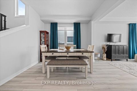 Photo 6 at 686 Quilter Row, Goulbourn Twp From Franktown Rd/South To Rideau, Stittsville