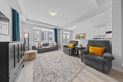 Photo 7 at 686 Quilter Row, Goulbourn Twp From Franktown Rd/South To Rideau, Stittsville