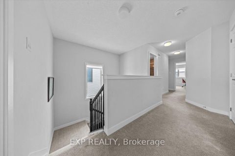 Photo 18 at 686 Quilter Row, Goulbourn Twp From Franktown Rd/South To Rideau, Stittsville