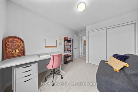 Photo 24 at 686 Quilter Row, Goulbourn Twp From Franktown Rd/South To Rideau, Stittsville