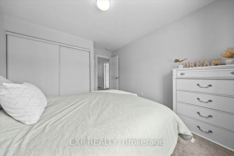 Photo 29 at 686 Quilter Row, Goulbourn Twp From Franktown Rd/South To Rideau, Stittsville