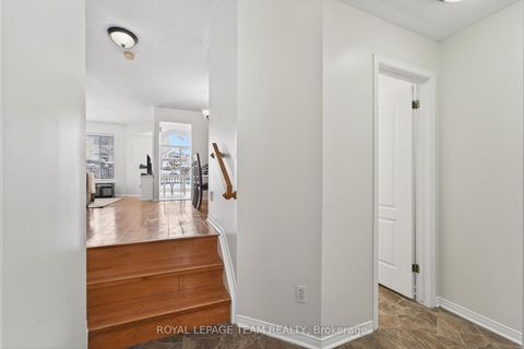 Photo 5 at 37 Flowertree Crescent, Emerald Meadows/Trailwest, Kanata