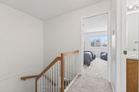 Photo 29 at 37 Flowertree Crescent, Emerald Meadows/Trailwest, Kanata