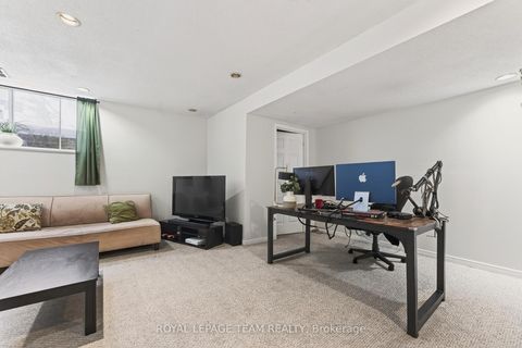 Photo 41 at 37 Flowertree Crescent, Emerald Meadows/Trailwest, Kanata