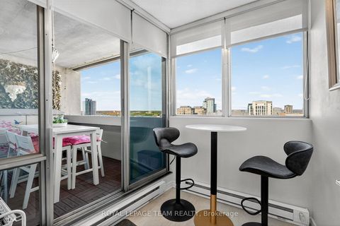 Photo 15 at 1801 - 530 Laurier Avenue W, Ottawa Centre