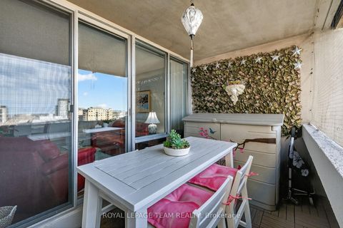 Photo 17 at 1801 - 530 Laurier Avenue W, Ottawa Centre