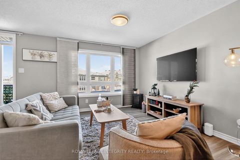 Photo 8 at 64 Feathertop Lane, Emerald Meadows/Trailwest, Kanata