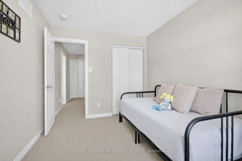 Photo 20 at 64 Feathertop Lane, Emerald Meadows/Trailwest, Kanata