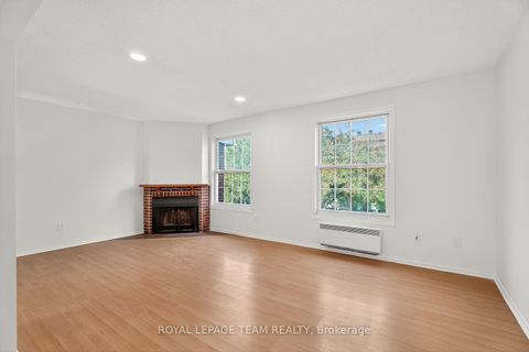 Photo 8 at 9 Moorside Private, Nepean (Carleton Heights), Ottawa