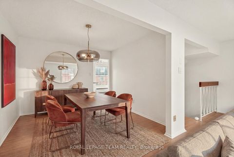 Photo 10 at 9 Moorside Private, Nepean (Carleton Heights), Ottawa