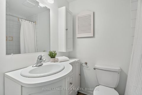 Photo 24 at 9 Moorside Private, Nepean (Carleton Heights), Ottawa