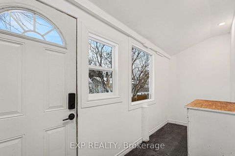 Photo 2 at 294 Moffatt Street, Carleton Place