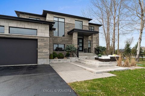 Photo 4 at 532 Leimerk Court, Manotick Village & Manotick Estates, Manotick