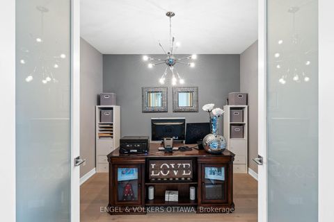 Photo 18 at 532 Leimerk Court, Manotick Village & Manotick Estates, Manotick