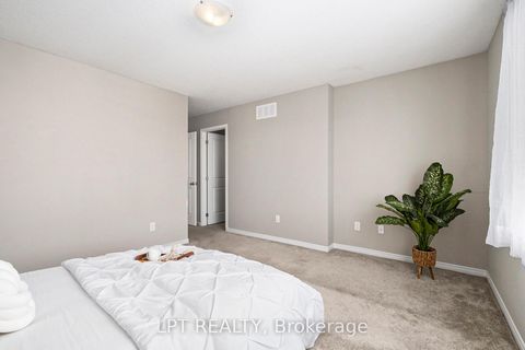 Photo 17 at 381 Cope Drive, Emerald Meadows/Trailwest, Kanata