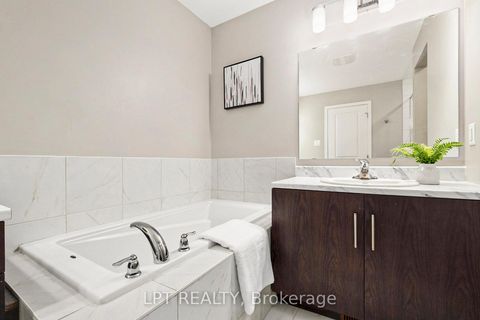 Photo 20 at 381 Cope Drive, Emerald Meadows/Trailwest, Kanata