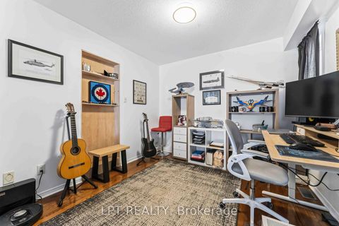 Photo 5 at 1549 Senateurs Way, Fallingbrook/Pineridge, Orleans