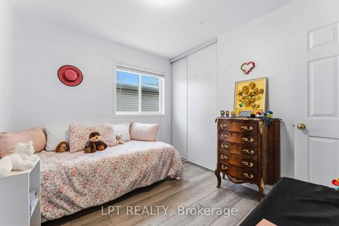 Photo 19 at 1549 Senateurs Way, Fallingbrook/Pineridge, Orleans