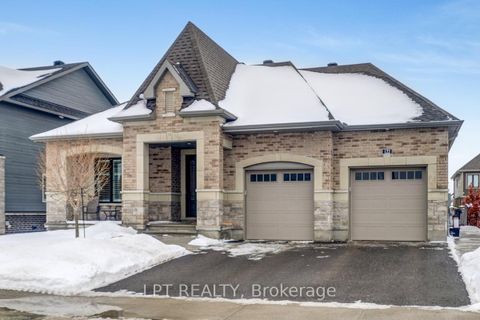 Photo 1 at 122 Spindrift Circle, Mahogany Community, Manotick