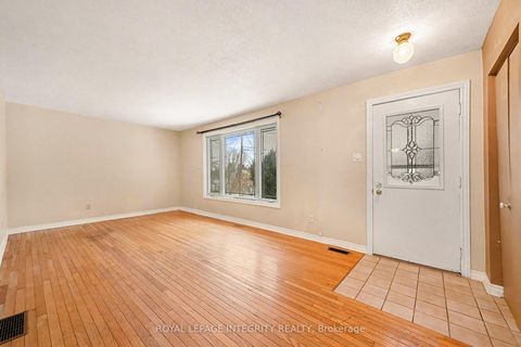 Photo 8 at 1160 Barnett Drive, Cumberland Village, Orleans