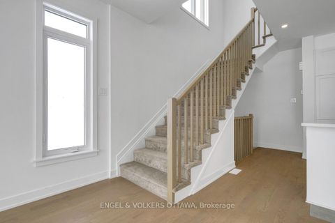 Photo 17 at 584 Arbia Ridge, Emerald Meadows/Trailwest, Kanata