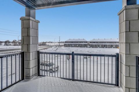 Photo 31 at 584 Arbia Ridge, Emerald Meadows/Trailwest, Kanata