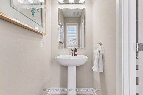 Photo 11 at 633 Geranium Walk, Stittsville (North), Stittsville