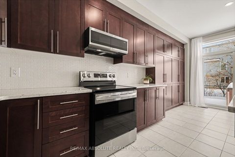 Photo 19 at 633 Geranium Walk, Stittsville (North), Stittsville