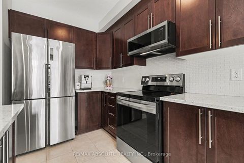 Photo 22 at 633 Geranium Walk, Stittsville (North), Stittsville