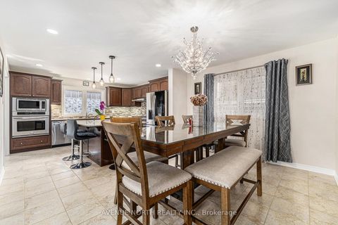 Photo 9 at 30 Solaris Drive, Emerald Meadows/Trailwest, Kanata