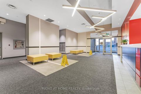 Photo 3 at 2010 - 324 Laurier Avenue W, Ottawa Centre