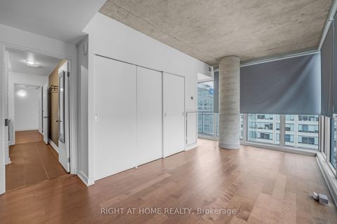 Photo 17 at 2010 - 324 Laurier Avenue W, Ottawa Centre