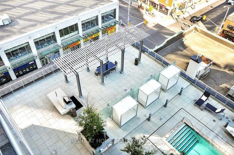 Photo 30 at 2010 - 324 Laurier Avenue W, Ottawa Centre