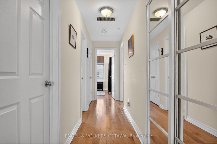 Photo 5 at 401 - 399 Bayrose Drive W, Nepean (Strandherd), Ottawa