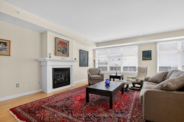 Photo 7 at 401 - 399 Bayrose Drive W, Nepean (Strandherd), Ottawa