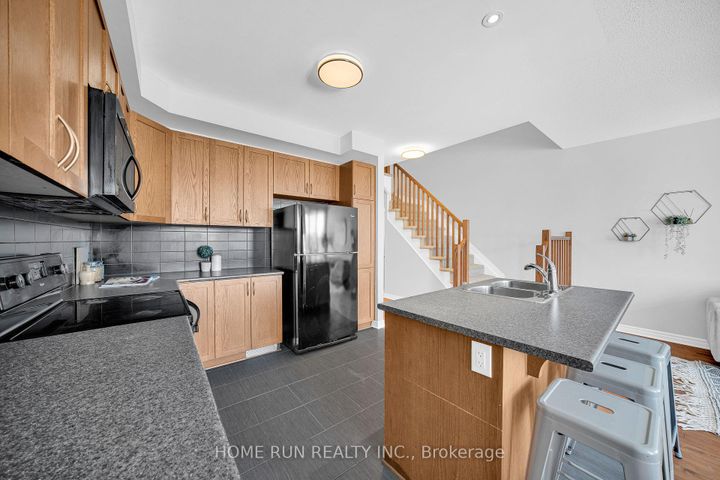 Photo 7 at 273 Via San Marino Street, Nepean (Longfields), Ottawa