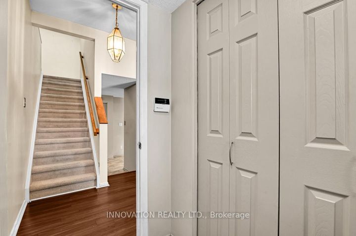 Photo 2 at 152 Burnetts Grove Circle, Nepean (Pheasant Run), Ottawa